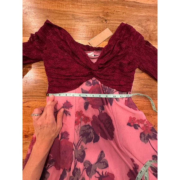 Kimchi Blue Urban Outfitters Pink Floral Mini Dress Medium NWT - Picture 13 of 15